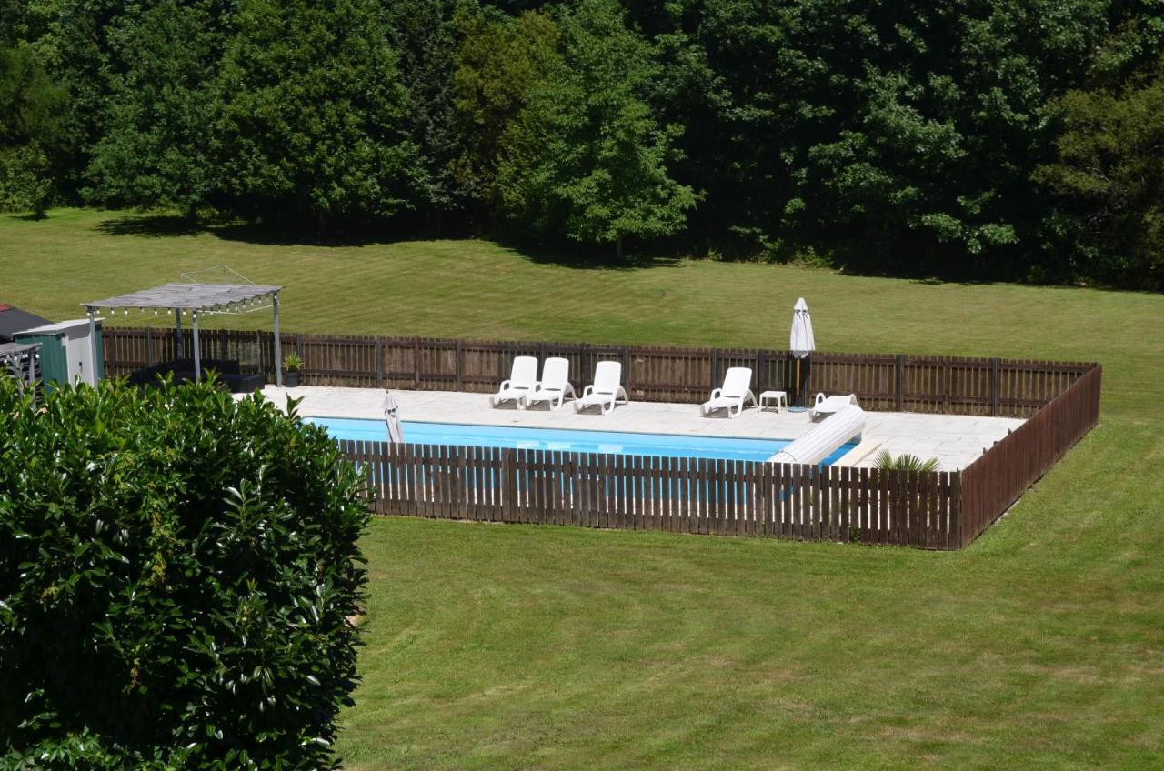 Character 2 Bed Cottage Within Walking Distance Of Bar/Restaurants Piégut-Pluviers Exteriér fotografie