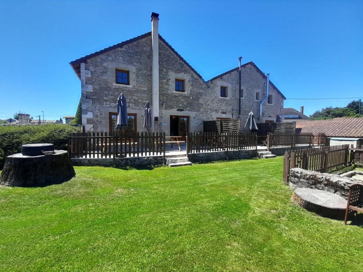 Character 2 Bed Cottage Within Walking Distance Of Bar/Restaurants Piégut-Pluviers Exteriér fotografie